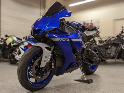 2020 Yamaha R1