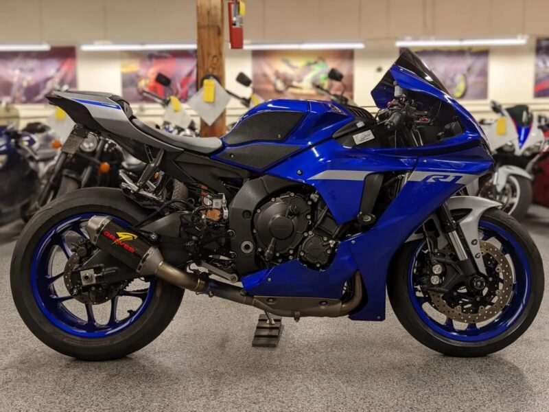 2020 Yamaha R1
