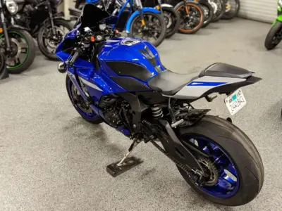 2020 Yamaha R1