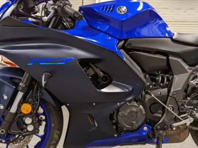 2022 YAMAHA R7