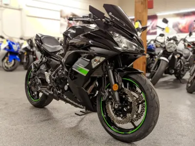 2019 Kawasaki Ninja 650 ABS KRT EDITION