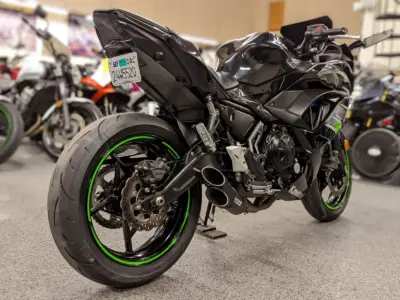 2019 Kawasaki Ninja 650 ABS KRT EDITION