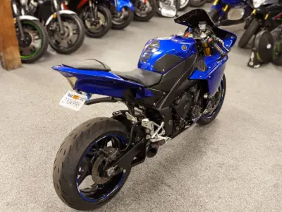 2010 Yamaha R1 Crossplane