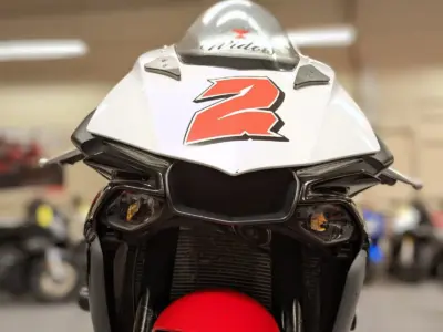 2016 Yamaha R1 R1S