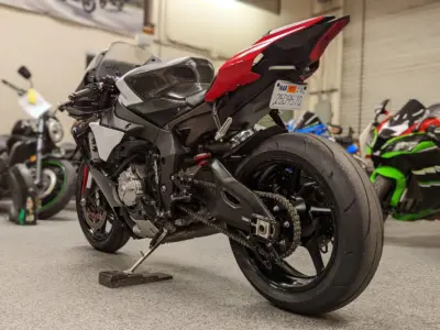 2016 Yamaha R1 R1S