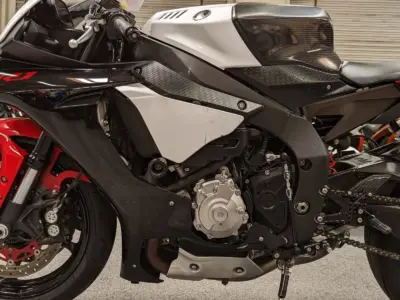 2016 Yamaha R1 R1S