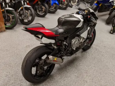 2016 Yamaha R1 R1S