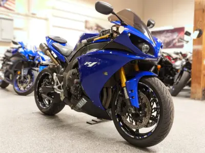 2009 Yamaha R1 Crossplane