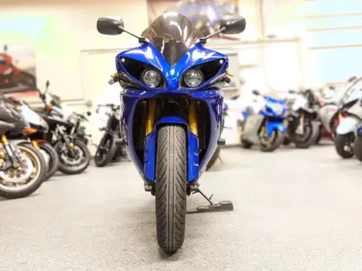 2009 Yamaha R1 Crossplane
