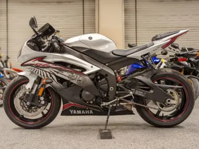 2012 Yamaha R6 Raven 1K MILES