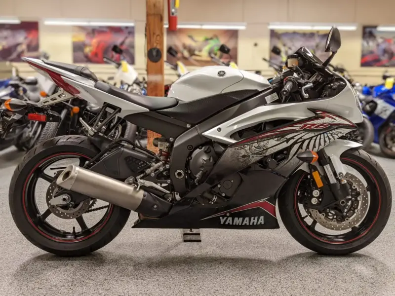 2012 Yamaha R6 Raven 1K MILES