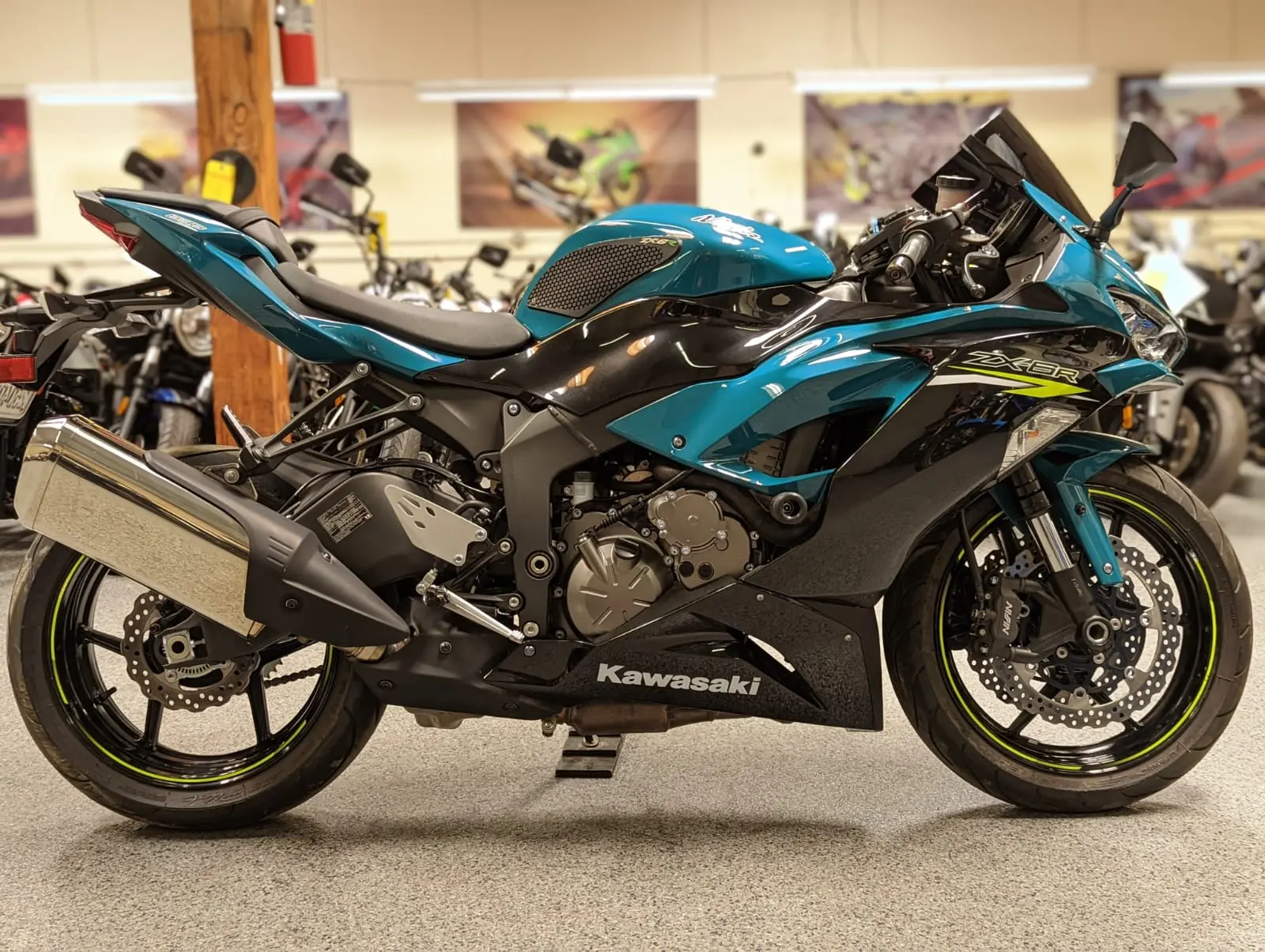 2021 Kawasaki Ninja 636 ZX6R - AK MotorsAK Motors