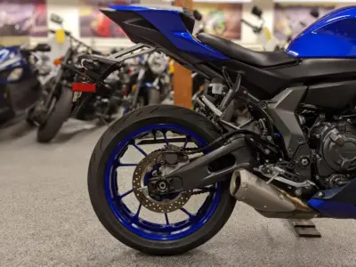2022 YAMAHA R7