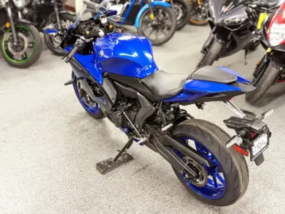 2022 YAMAHA R7