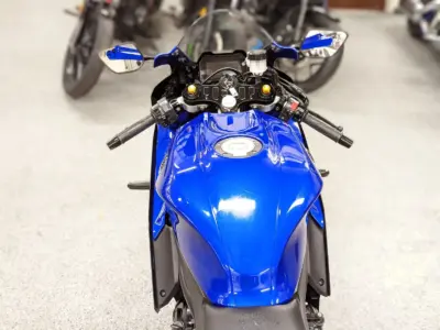 2022 YAMAHA R7