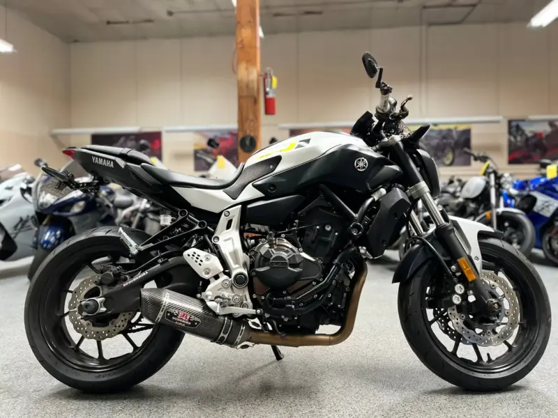 2017 Yamaha FZ07 FZ-07