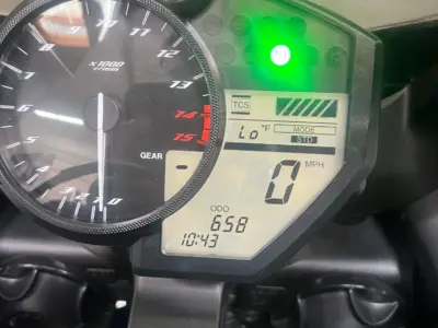 2014 Yamaha R1