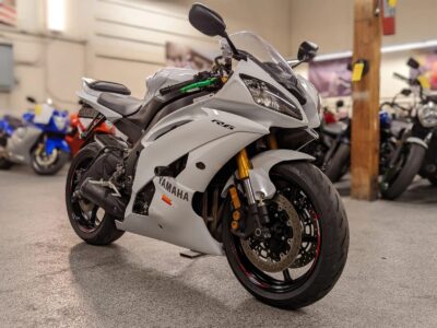 2015 Yamaha R6 PEARL WHITE