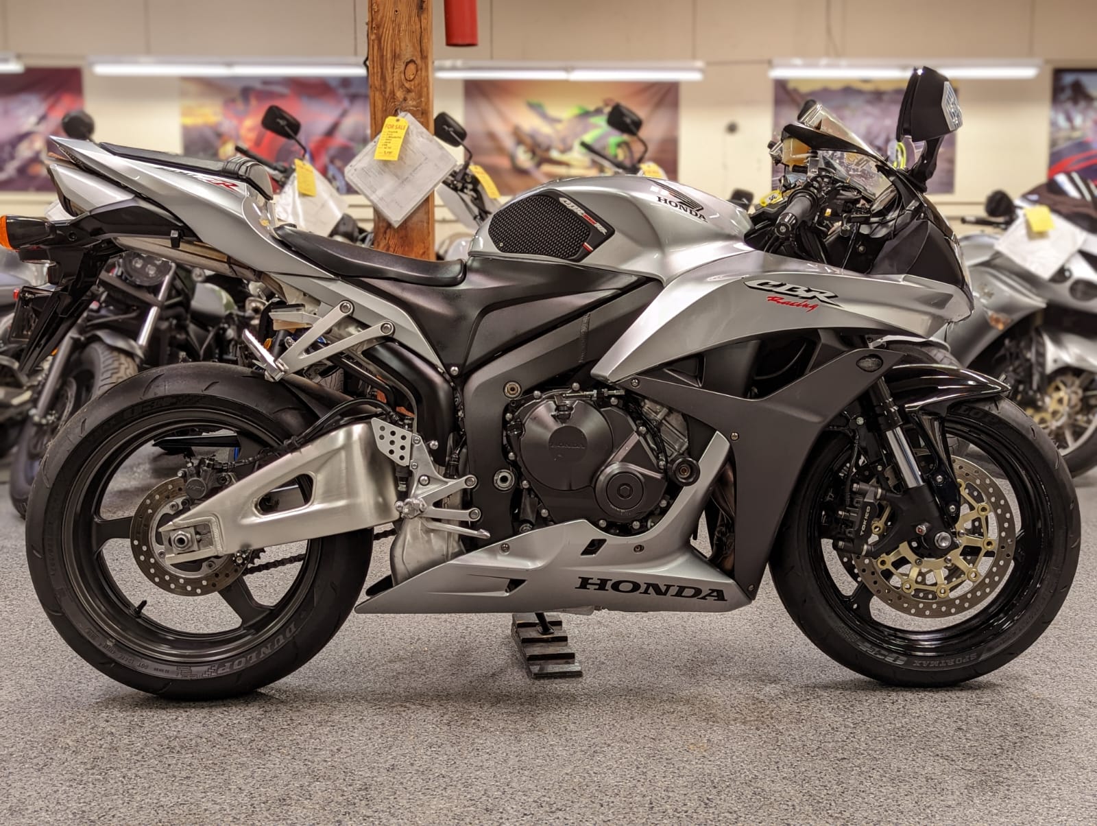 2012 honda online cbr600rr