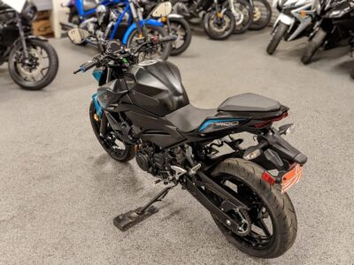 2021 Kawasaki Z400 ABS