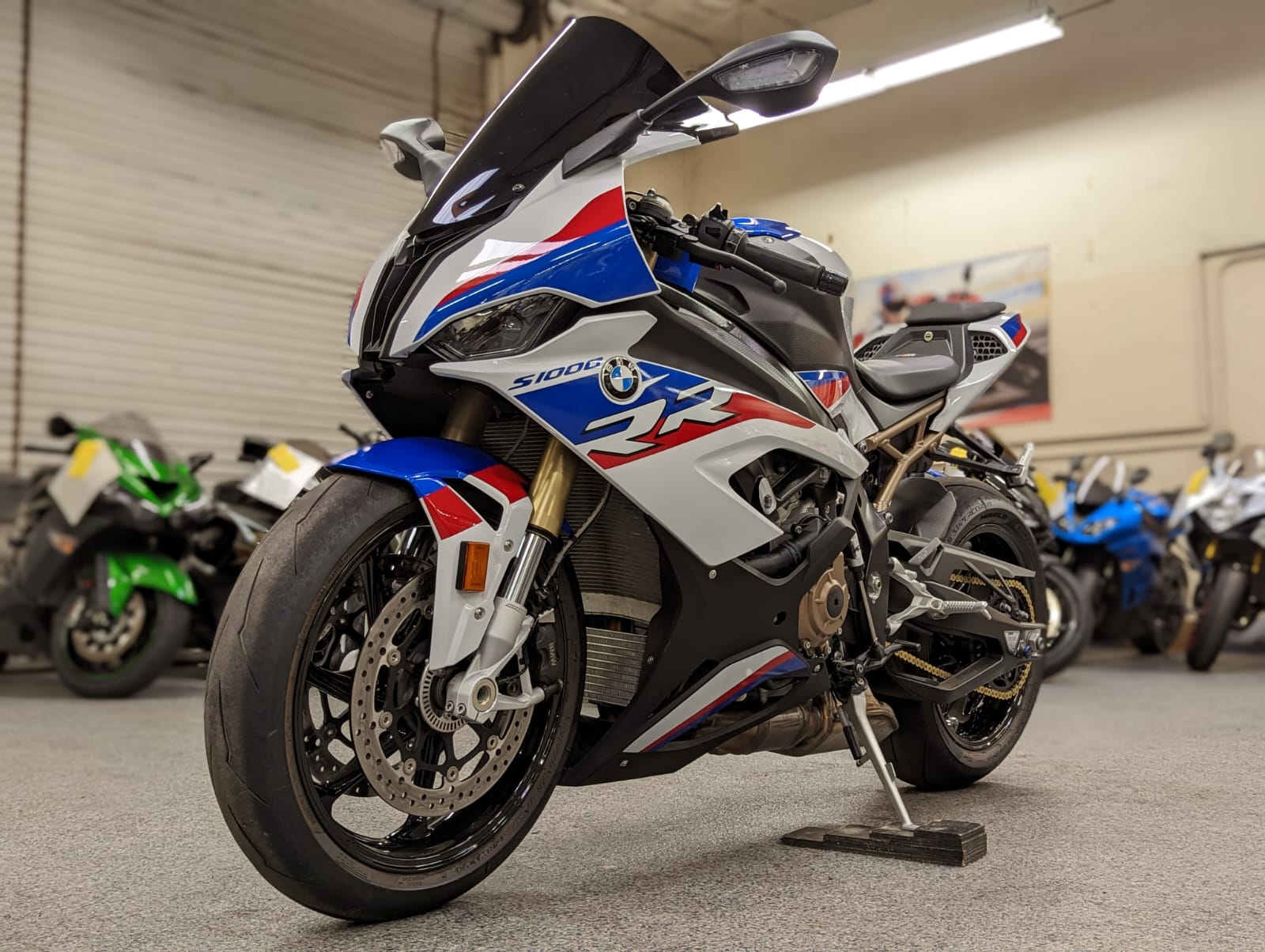 2022 BMW S1000RR M PACKAGE AK Motors 2022-bmw-s1000rr-m-package-ak-motors