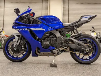 2020 Yamaha R1