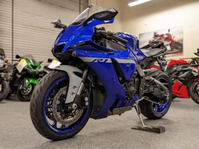 2020 Yamaha R1