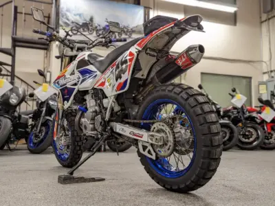 2017 Suzuki DRZ400SM