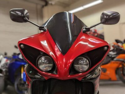 2011 Yamaha R1 Crossplane Raven