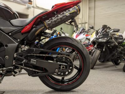 2011 Yamaha R1 Crossplane Raven