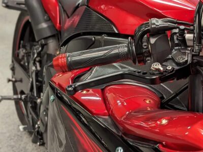 2011 Yamaha R1 Crossplane Raven