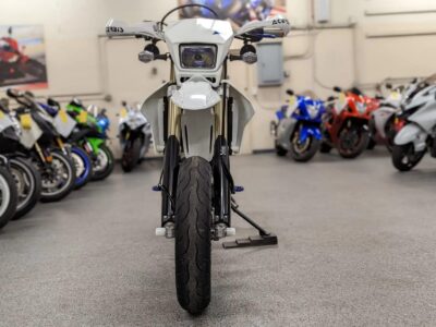 2021 Suzuki DRZ400SM