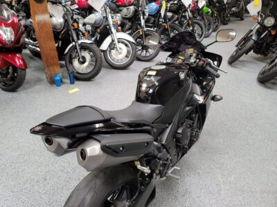 2012 Yamaha R1 RAVEN