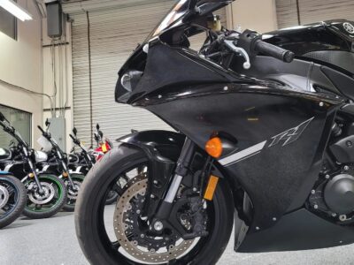 2012 Yamaha R1 RAVEN