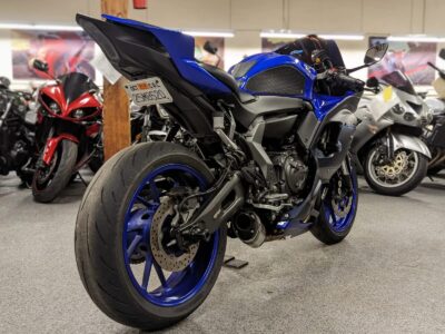 2022 YAMAHA R7