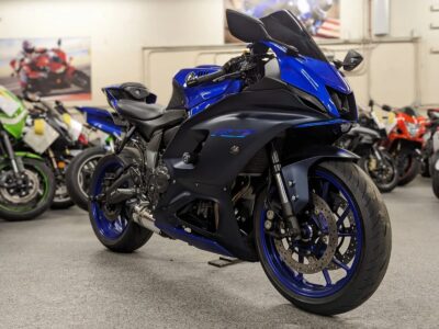 2022 YAMAHA R7