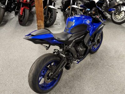 2022 YAMAHA R7