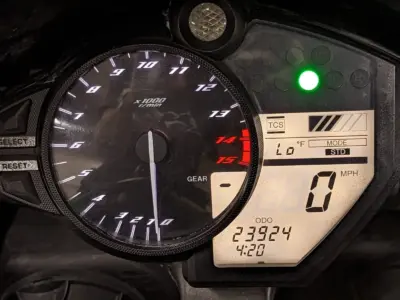 2013 Yamaha R1