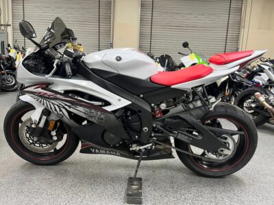 2012 Yamaha R6 Raven 1K MILES