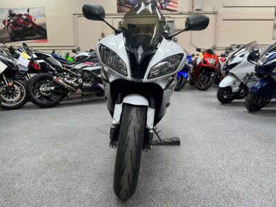 2012 Yamaha R6 Raven 1K MILES