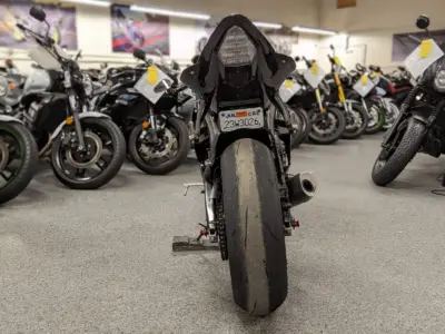 2015 Yamaha R6 RAVEN