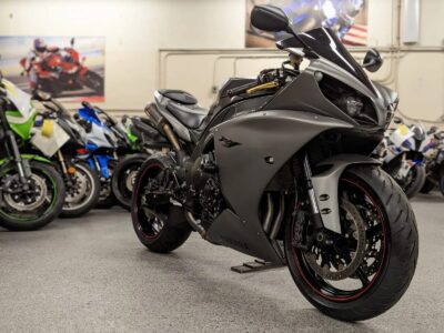 2013 Yamaha R1