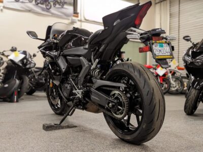 2022 YAMAHA R7