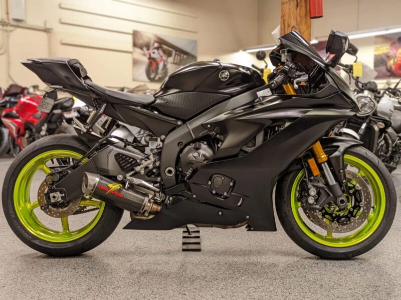 2017 Yamaha R6