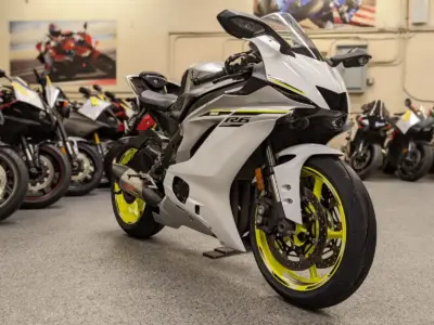 2017 Yamaha R6