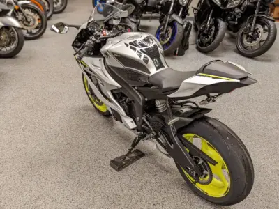 2017 Yamaha R6