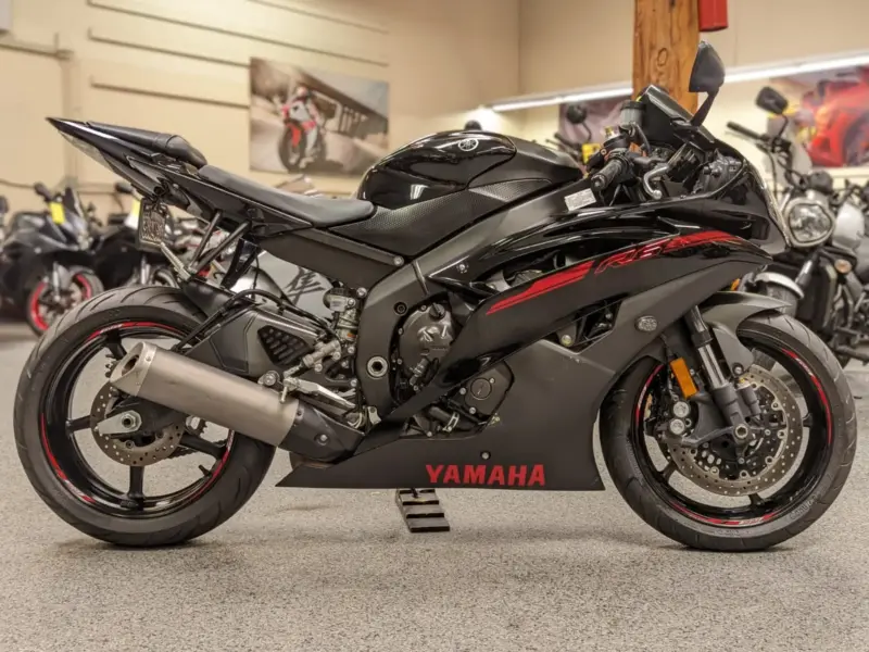 2015 Yamaha R6 RAVEN