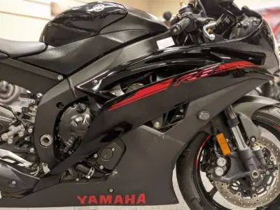2015 Yamaha R6 RAVEN