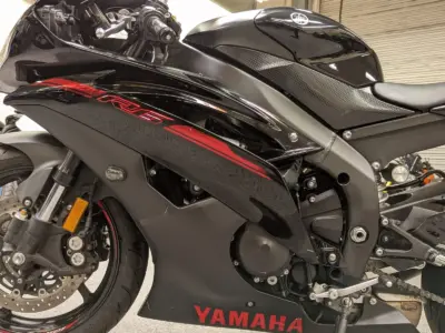2015 Yamaha R6 RAVEN