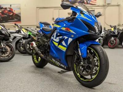 2017 SUZUKI GSXR 1000